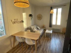 Joli Studio à 100m des plages